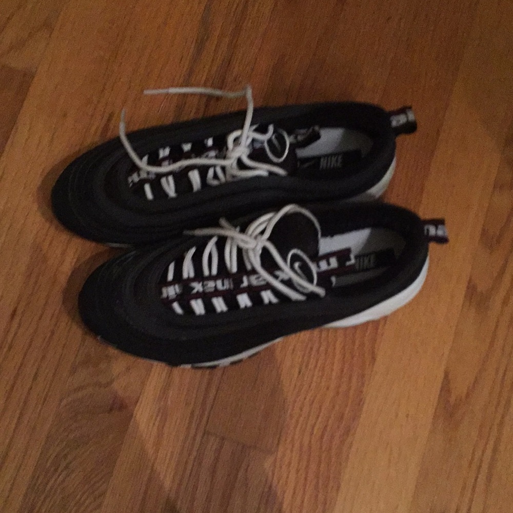 Black nike airmax